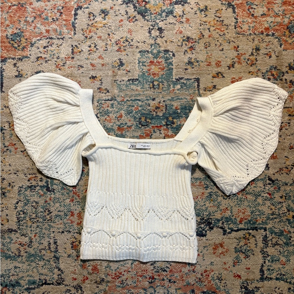 Zara Cream Knit Top with Statement Sleeves size small